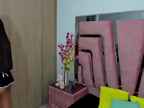 Snapshot of MaraKarly chatting on October 13, 2025, 1:45 pm MaraKarly online show from October 13, 2025, 1:45 pm