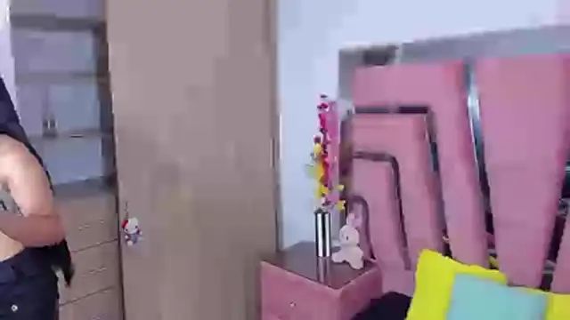 Snapshot of MaraKarly chatting on November 19, 2025, 8:09 pm MaraKarly online show from November 19, 2025, 8:09 pm