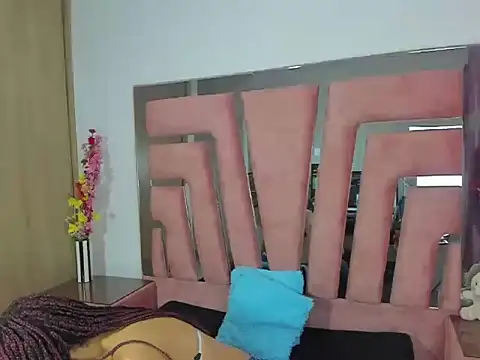 Snapshot of MaraKarly chatting on September 8, 2025, 7:24 pm MaraKarly online show from September 8, 2025, 7:24 pm