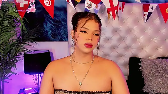 Valeria Swett  online show from June 21, 2026, 9:20 pm
