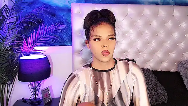 Snapshot of Valeria_Swett_ chatting on November 14, 2025, 12:36 am Valeria Swett online show from November 14, 2025, 12:36 am