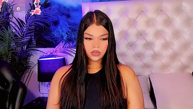 Snapshot of Valeria_Swett_ chatting on May 24, 2026, 9:15 pm Valeria Swett online show from May 24, 2026, 9:15 pm