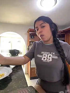  Chloe Smith online show from March 5, 2026, 2:46 pm