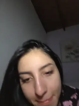 Alicia vellami online show from December 3, 2025, 5:19 am