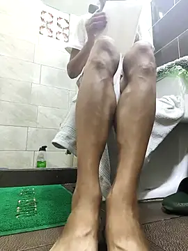 MaryLunne online show from September 21, 2025, 6:35 pm