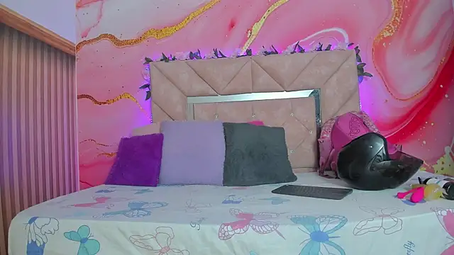 Snapshot of Taylor_oriana_ chatting on November 27, 2025, 10:59 am Taylor oriana online show from November 27, 2025, 10:59 am