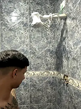 condenovin online show from October 7, 2025, 9:49 pm