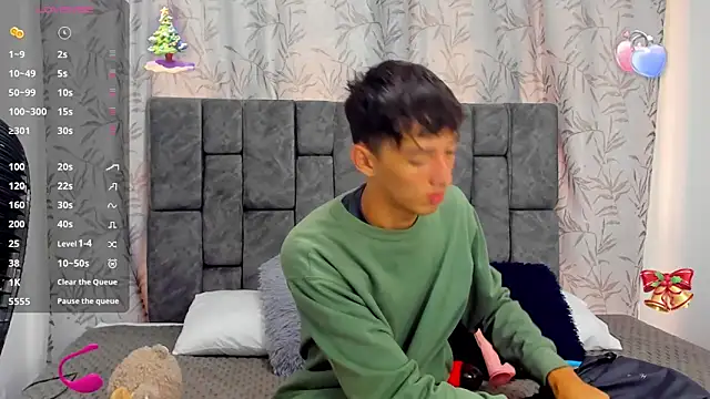 Snapshot of Maikol_Ortiz chatting on November 25, 2025, 11:21 am Maikol Ortiz online show from November 25, 2025, 11:21 am