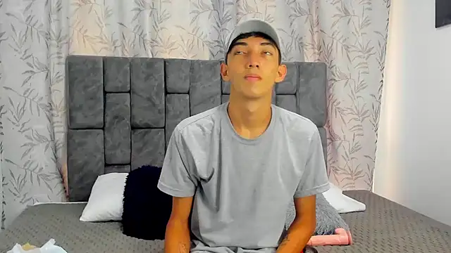 Snapshot of Maikol_Ortiz chatting on November 29, 2025, 11:32 am Maikol Ortiz online show from November 29, 2025, 11:32 am