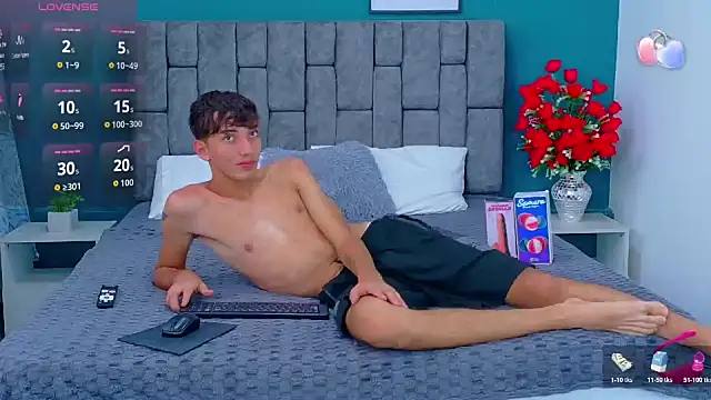 Snapshot of Maikol_Ortiz chatting on October 19, 2025, 2:42 pm Maikol Ortiz online show from October 19, 2025, 2:42 pm