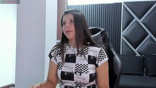 Charlotte-Star online show from November 17, 2025, 9:19 pm