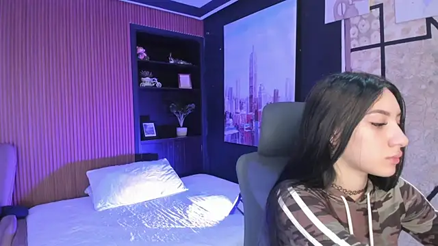 Snapshot of AlliceCopper chatting on February 4, 2026, 12:33 pm AlliceCopper online show from February 4, 2026, 12:33 pm