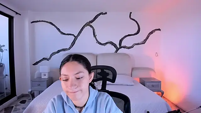 Snapshot of AlliceCopper chatting on September 9, 2025, 12:58 pm AlliceCopper online show from September 9, 2025, 12:58 pm