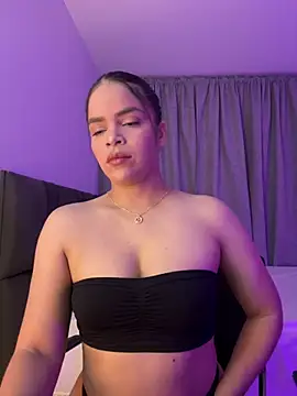 Snapshot of helen_palmer chatting on February 5, 2026, 12:28 am helen palmer online show from February 5, 2026, 12:28 am