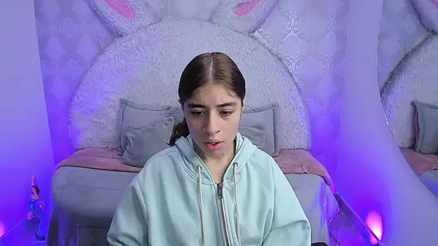 Gaby louse online show from May 11, 2026, 7:33 pm