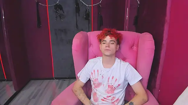 Snapshot of Blaiz_Vok chatting on October 4, 2025, 8:32 pm Blaiz Vok online show from October 4, 2025, 8:32 pm