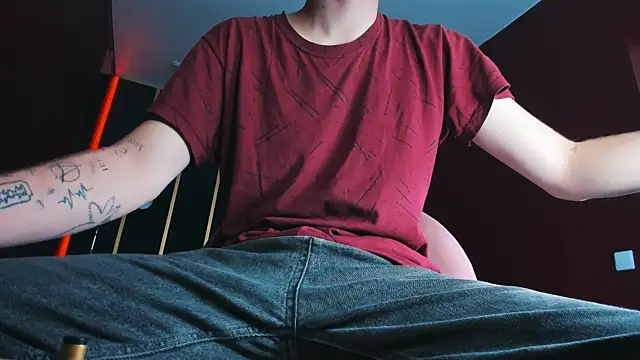 Snapshot of Blaiz_Vok chatting on September 13, 2025, 8:53 pm Blaiz Vok online show from September 13, 2025, 8:53 pm