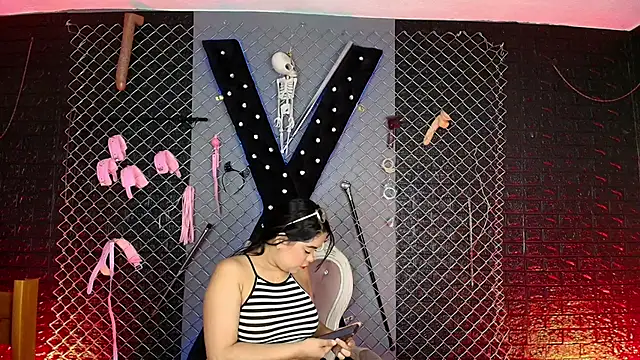 Snapshot of Mr_Alejandra_bdsm chatting on November 25, 2025, 7:36 pm Mr Alejandra bdsm online show from November 25, 2025, 7:36 pm