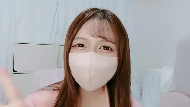 Hanachan Gcup  online show from October 16, 2025, 8:28 pm