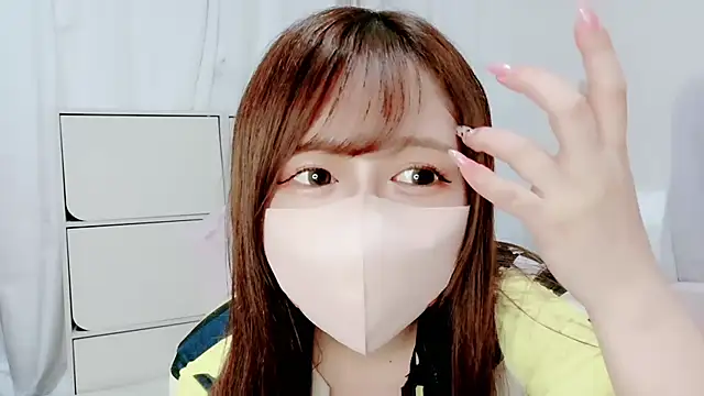 Hanachan Gcup  online show from October 4, 2025, 1:40 am