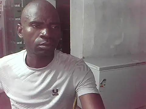 Snapshot of nbcouples chatting on December 17, 2025, 2:11 pm nbcouples online show from December 17, 2025, 2:11 pm