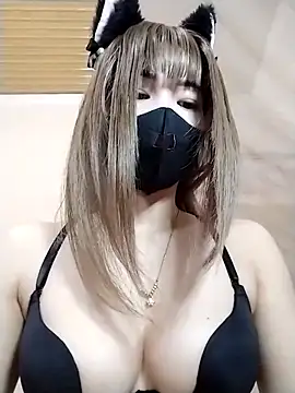 Snapshot of Helen69x chatting on February 26, 2026, 1:05 am Helen69x online show from February 26, 2026, 1:05 am