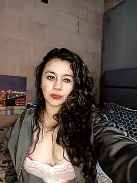 Snapshot of sexy-latina1 chatting on October 14, 2025, 5:13 pm sexy-latina1 online show from October 14, 2025, 5:13 pm