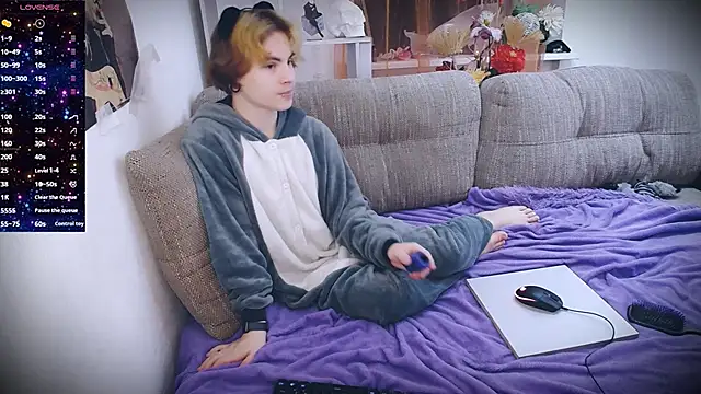 Snapshot of SparkyFerret chatting on November 22, 2025, 1:15 am SparkyFerret online show from November 22, 2025, 1:15 am