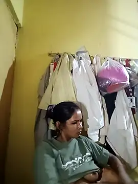 Jaya Iyer online show from October 26, 2025, 2:39 pm