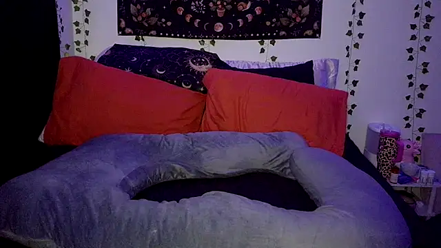 Snapshot of mistressnelle chatting on July 26, 2026, 7:21 pm mistressnelle online show from July 26, 2026, 7:21 pm