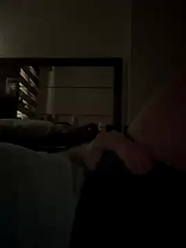 xxxDarkthrone online show from November 28, 2025, 7:41 am