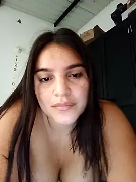Snapshot of chloe_90 chatting on October 5, 2025, 10:00 pm chloe 90 online show from October 5, 2025, 10:00 pm