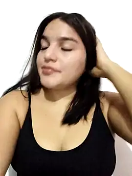 chloe 90 online show from November 30, 2025, 12:00 am