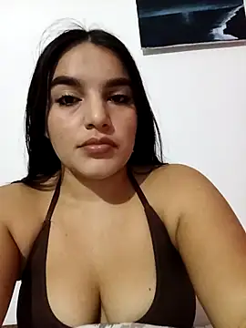 chloe 90 online show from November 13, 2025, 11:19 pm