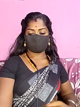 Snapshot of tamilammukuttyy chatting on April 21, 2026, 7:15 am tamilammukuttyy online show from April 21, 2026, 7:15 am