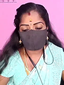 Snapshot of tamilammukuttyy chatting on April 23, 2026, 7:59 am tamilammukuttyy online show from April 23, 2026, 7:59 am