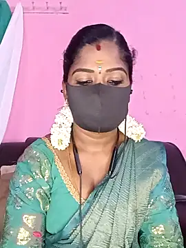 Snapshot of tamilammukuttyy chatting on September 11, 2025, 2:22 am tamilammukuttyy online show from September 11, 2025, 2:22 am