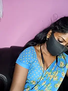 Snapshot of tamilammukuttyy chatting on September 15, 2025, 4:18 pm tamilammukuttyy online show from September 15, 2025, 4:18 pm