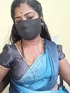 Snapshot of tamilammukuttyy chatting on June 19, 2026, 4:18 am tamilammukuttyy online show from June 19, 2026, 4:18 am