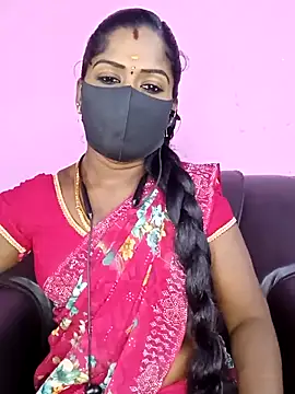 Snapshot of tamilammukuttyy chatting on October 15, 2025, 3:27 am tamilammukuttyy online show from October 15, 2025, 3:27 am