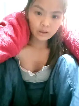 Snapshot of xinhxinhcute chatting on November 3, 2025, 11:03 am xinhxinhcute online show from November 3, 2025, 11:03 am