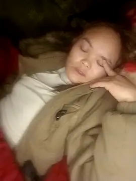 xinhxinhcute online show from December 14, 2025, 9:04 am