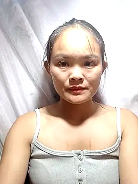 Snapshot of xinhxinhcute chatting on October 19, 2025, 11:57 am xinhxinhcute online show from October 19, 2025, 11:57 am