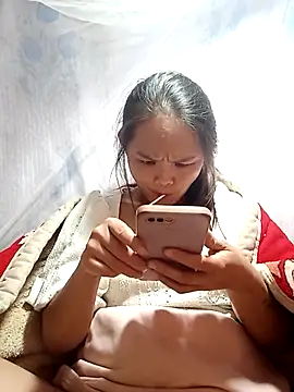 Snapshot of xinhxinhcute chatting on October 27, 2025, 9:32 am xinhxinhcute online show from October 27, 2025, 9:32 am