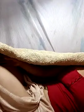 Snapshot of xinhxinhcute chatting on October 24, 2025, 11:53 am xinhxinhcute online show from October 24, 2025, 11:53 am