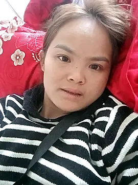 Snapshot of xinhxinhcute chatting on November 26, 2025, 9:42 am xinhxinhcute online show from November 26, 2025, 9:42 am