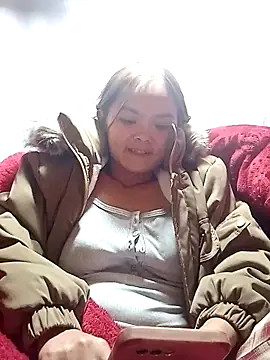 Snapshot of xinhxinhcute chatting on November 28, 2025, 11:54 am xinhxinhcute online show from November 28, 2025, 11:54 am