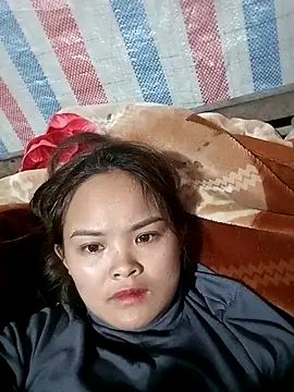 xinhxinhcute online show from January 17, 2026, 12:37 am