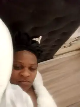 Creamy Chocolatex online show from November 20, 2025, 7:14 pm