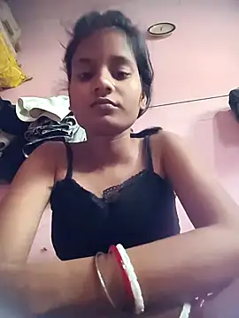 Hot Mayra  online show from November 4, 2025, 6:28 am